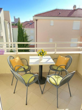 Apartment Lovre Baska Voda